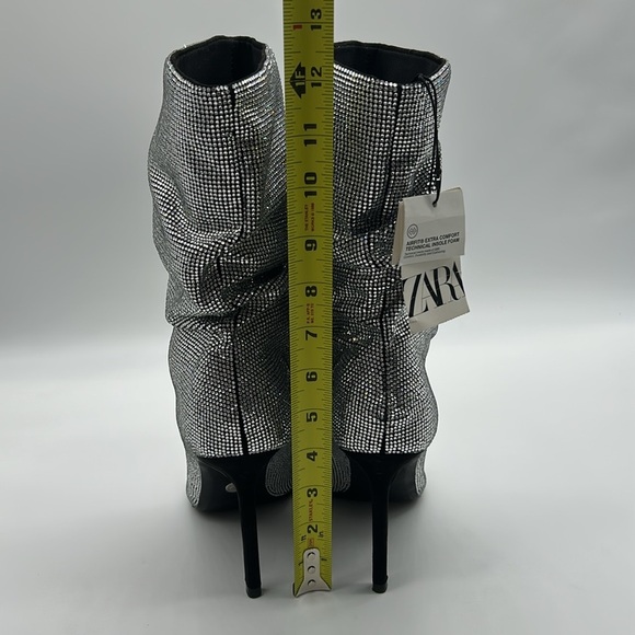 2366- ZARA Stiletto Heels Women’s Rhinestone Boots – NWT – Floor Display - Picture 7 of 10